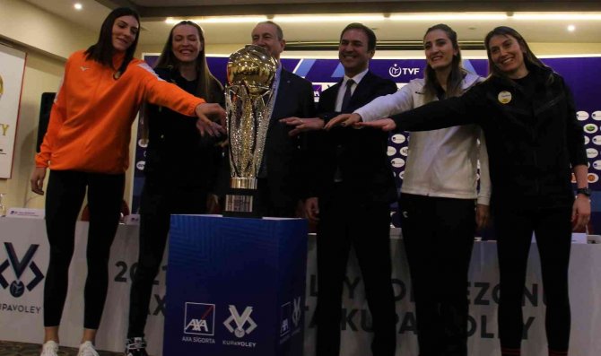 Axa Sigorta Kupa Voley Kadınlar Final’i İçin Basın Toplantısı Gerçekleştirildi
