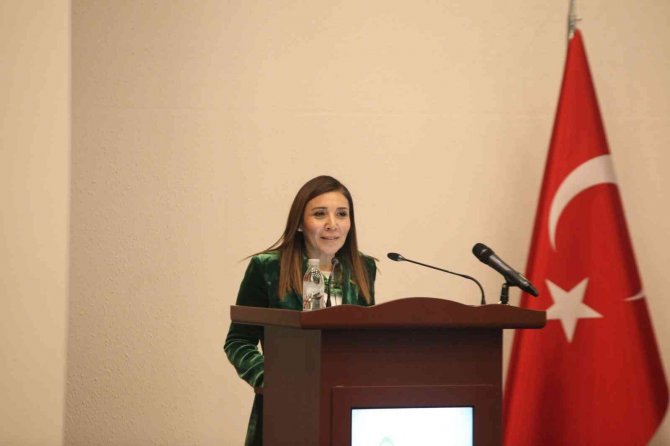 Uti̇b’de Pınar Taşdelen Engin Güven Tazeledi