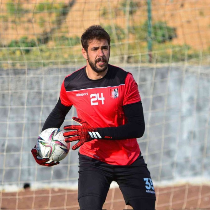 Uşakspor, Karacabey Belediyesi Maçı Hazırlıklarına Başladı