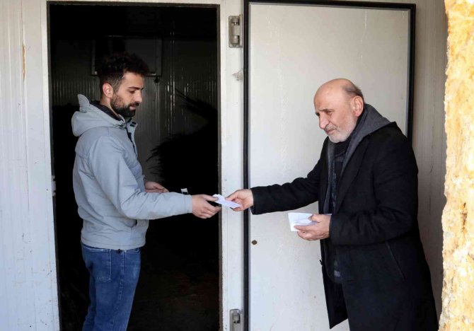 Van’da Çiftçilere Yüzde 50 Hibe İle Ceviz Fidanı Dağıtımı