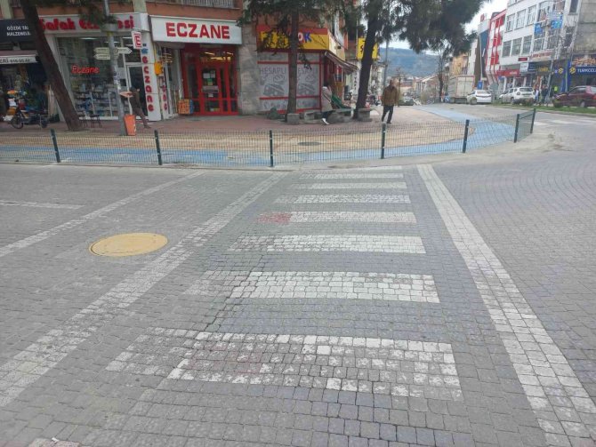 Yaya Geçidinin Yeri Değiştirildi