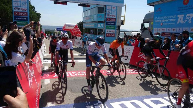 Cumhurbaşkanlığı Türkiye Bisiklet Turu’nun Altıncı Etabını Alexander Caleb Ewan Kazandı