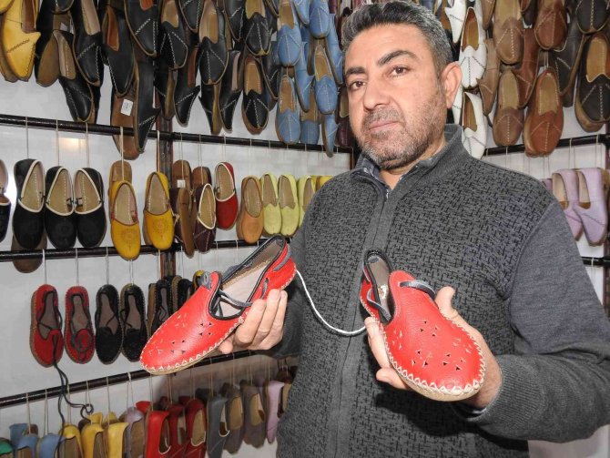 Havaların Isınmasıyla Yemeni Ayakkabılara Talep Arttı