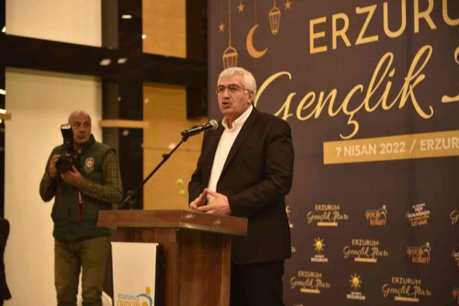 Ak Gençler, İftarda Buluştu