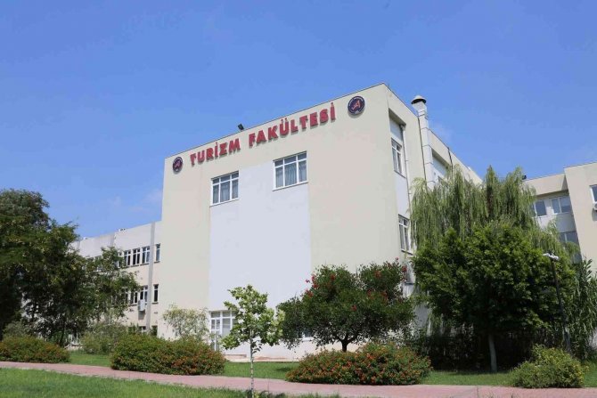 Aü Turizm Fakültesi’nin Eğitim Kalitesi Tescillendi