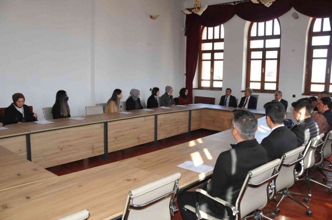 Akşehir Belediyesinde 16 Memur İşe Başladı