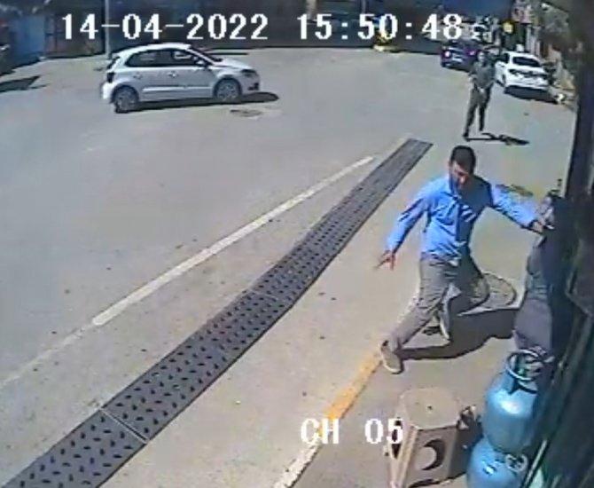 Pompalı Tüfekle Yaşanan Dehşet Anları Güvenlik Kamerasında