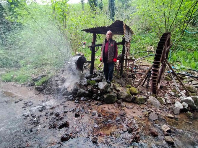 Kurduğu Sistemle Elektrik Faturasını 3’te Bire Düşürdü