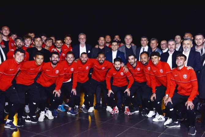 Kepez Belediyespor’un Şampiyonluk İftarı