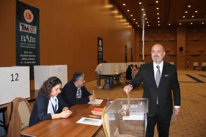 Ümit Mirza Çavuşoğlu Yeniden Bai̇b Başkanı Seçildi