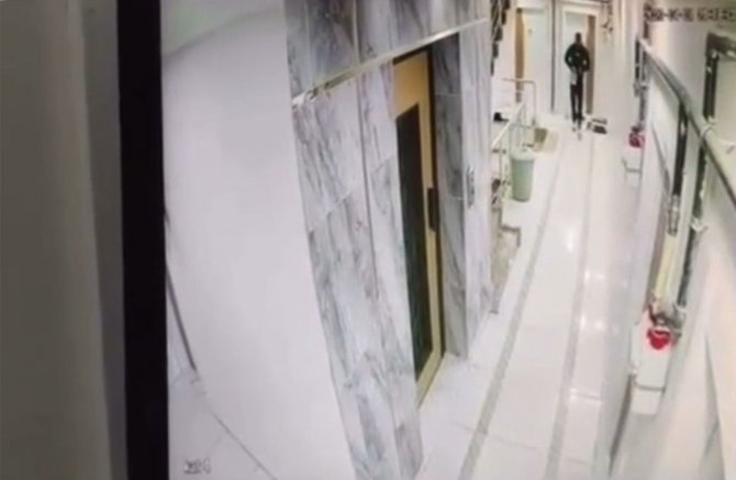 Batman’da Apartmanda Ayakkabı Çalan Hırsız Kameraya Yakalandı