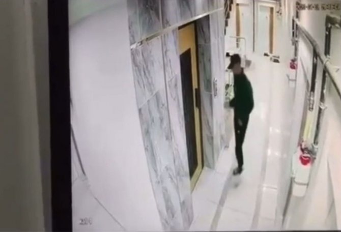 Batman’da Apartmanda Ayakkabı Çalan Hırsız Kameraya Yakalandı
