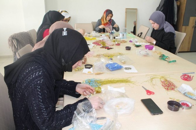 Bayburtlu Kadınlar Üretimde Var Olmaya Devam Ediyor