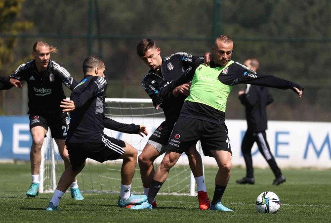 Beşiktaş, Giresunspor Maçı Hazırlıklarına Devam Ediyor