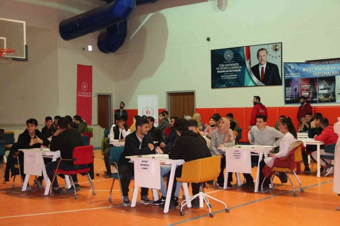 Bitlis’te ‘Liseler Arası Gençler Grubu Bilgi Yarışması’