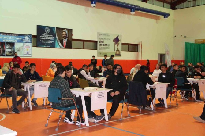 Bitlis’te ‘Liseler Arası Gençler Grubu Bilgi Yarışması’