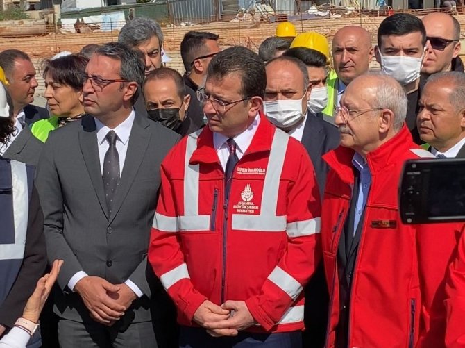 Chp Genel Başkanı Kılıçdaroğlu İle İ̇bb Başkanı İ̇mamoğlu Dudullu-bostancı Metrosunda Test Sürüşü Gerçekleştirdi