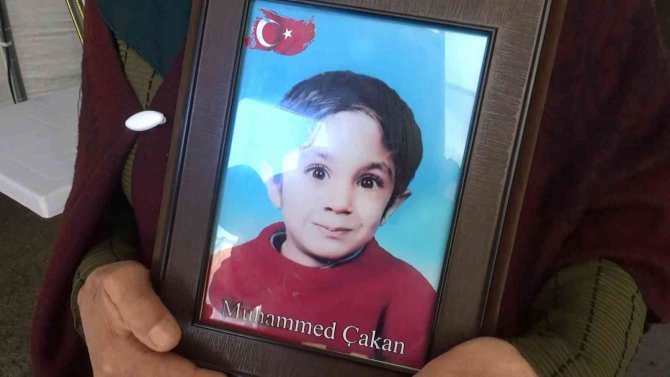 Evlat Nöbetindeki Ailelerin Direnişi 956. Gününde