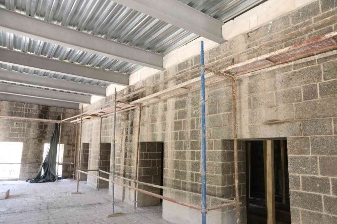 Dağkapı Burçlarındaki Restorasyon Çalışmaları Sürüyor