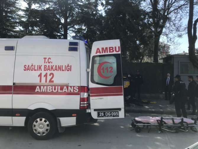 Motosiklet İle Minibüs Çarpıştı: 1 Yaralı