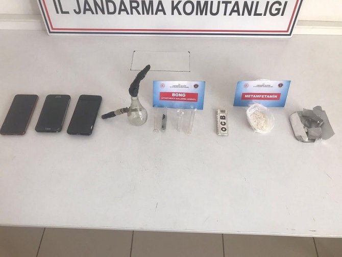 Satmak İçin Eskişehir’e Uyuşturucu Madde Getiren 3 Kişi Yakalandı