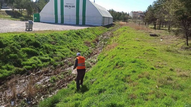 Gediz’de Larva İle Mücadele Başladı