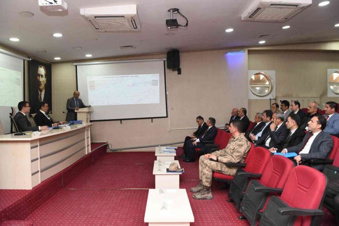 Hakkari’de İ̇l Koordinasyon Kurulu Toplantısı Yapıldı