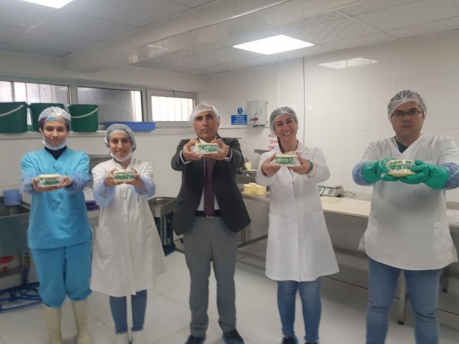 Okulda Tereyağı Üretmeye Başladılar, Siparişlere Yetişemiyorlar