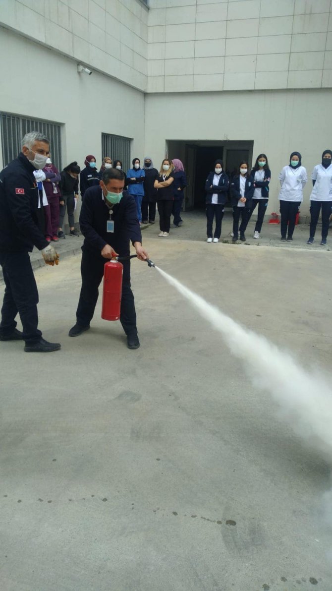 İ̇nebolu’da Hastane Personeline Yangın Söndürme Eğitimi