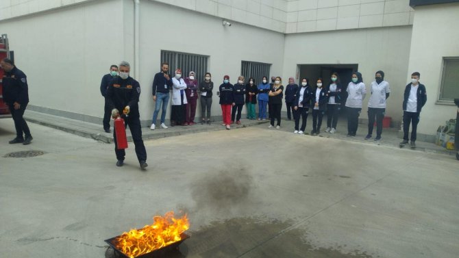 İ̇nebolu’da Hastane Personeline Yangın Söndürme Eğitimi