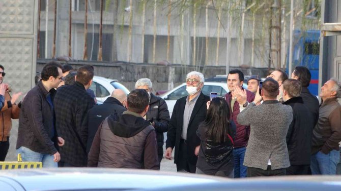 Kayseri’de Uyuşturucu Madde İmal Ettikleri İddia Edilen 12 Sanık Hakim Karşısında