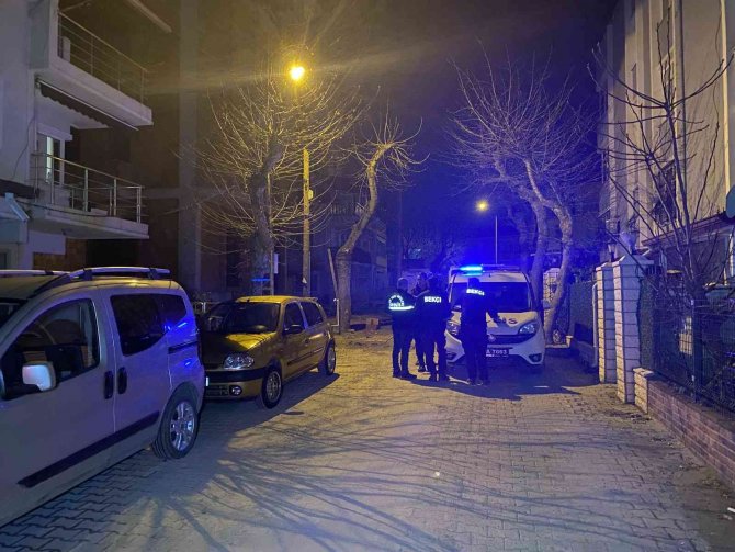 Eşini Göğsünden Bıçaklayarak Ağır Yaralayan Alkollü Şahıs Tutuklandı
