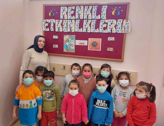 Mersin’de Anaokulu Öğrencileri İçin ’Renkli Etkinliklerim’ Projesi Hayata Geçirildi