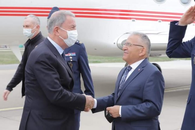 Bakan Akar Kayseri’de