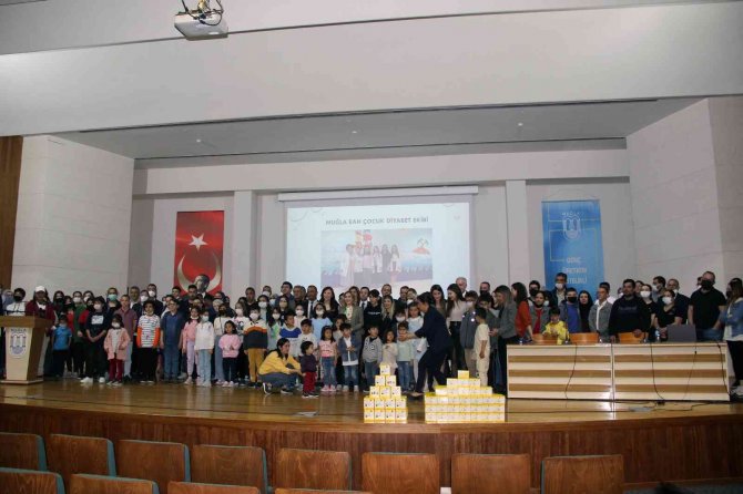 71 Diyabetli Çocuğa Sensör