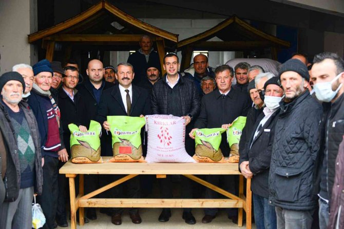 Üreticilere 13 Ton Tohum Dağıtıldı