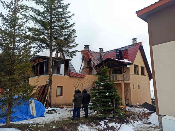 Ordu’da Tomruk Deposunda Korkutan Yangın