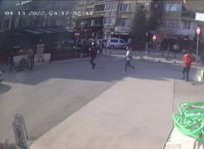 Pendik’te Sokak Ortasında Silahlı Kavga: 2 Yaralı
