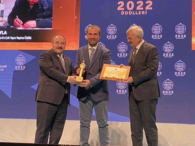 Bakan Varank: “Gençlerin Varlığı Geleceğin Aydınlık Türkiye’sinin En Büyük Teminatıdır”