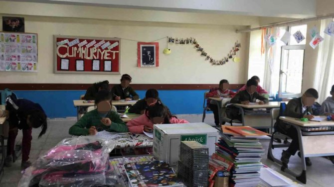 Davalık Olduğu Taraflarla Okula Kırtasiye Yardımı Yaptırarak Uzlaştı