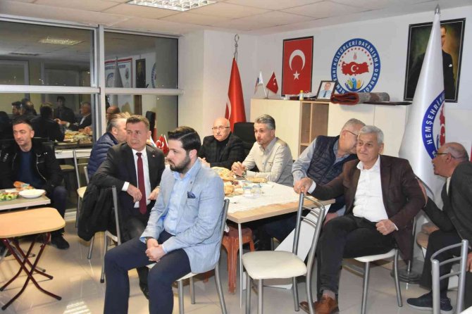 Başkan Çelik Hemşehri Dernekleriyle Sahur Sofrasında Buluştu