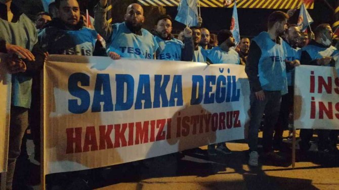 Toplu İş Sözleşmeleri Tamamlanamadı İşçiler Eylem Yaptı