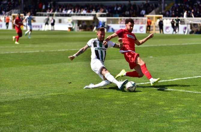 Horoz, Başkentten 3 Puanla Dönüyor
