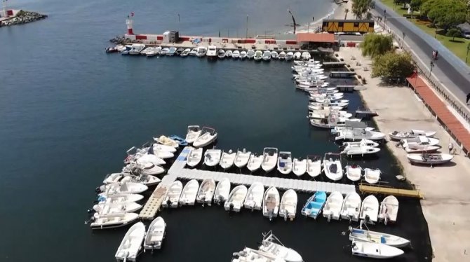 Av Yasağı Başladı: Liman Teknelerle Kaplandı