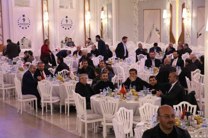 Tümsi̇ad Dijitalleşen Dünya’ya Yerini Alacak