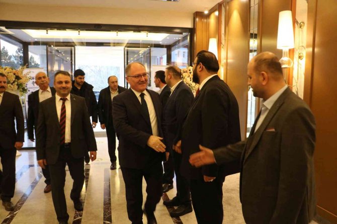 Tümsi̇ad Dijitalleşen Dünya’ya Yerini Alacak