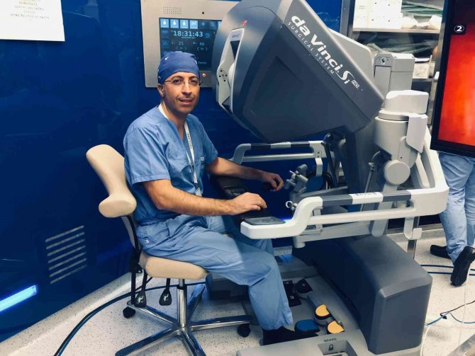 Mesane Kanserinden Robotla Kurtuldu