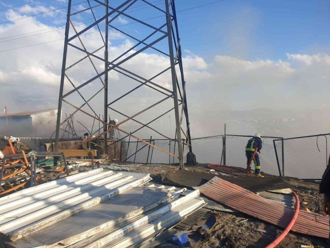 Tuşba’da Yangın