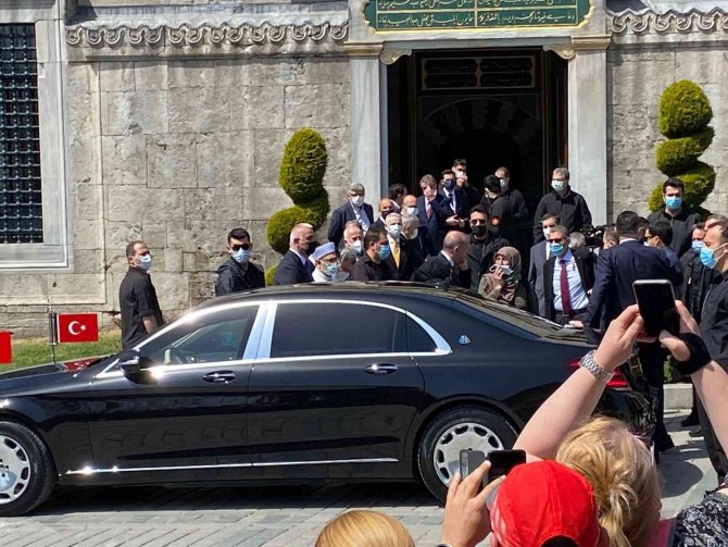 Cumhurbaşkanı Erdoğan, Cuma Namazını Ayasofya’da Kıldı