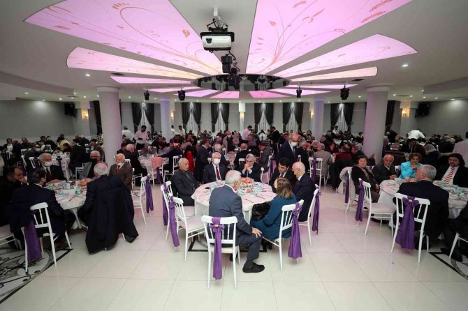 Yenimahalle Belediye Başkanı Yaşar, Dp Genel Başkanı Uysal İle İftarda Buluştu